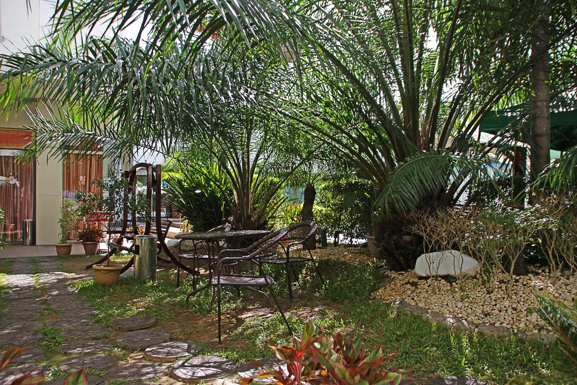 Palawan Uno Hotel Puerto Princesa Exterior foto